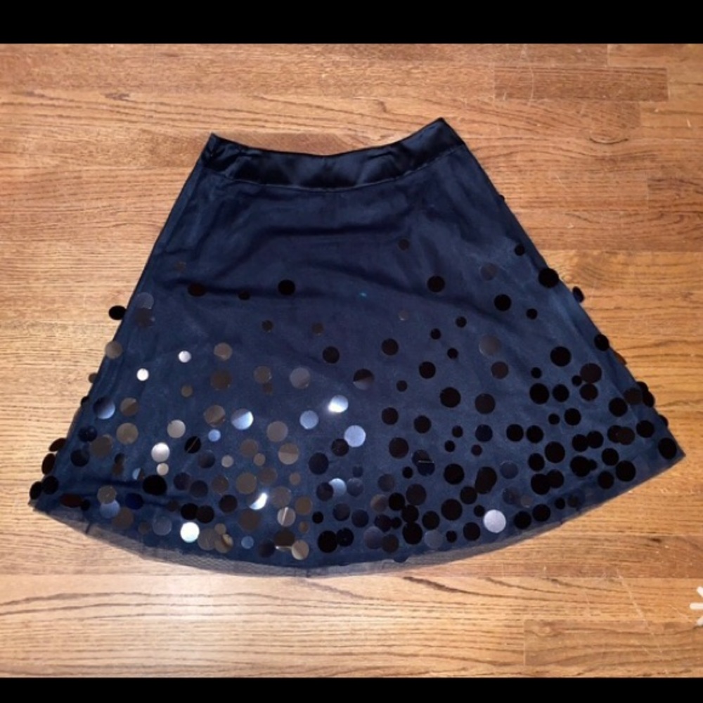 black ann taylor skirt